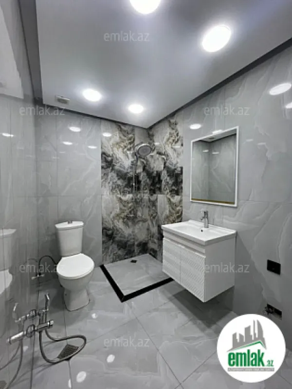 Satılır 3 otaqlı yeni tikili 80 m²