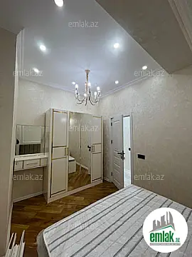 Satılır 3 otaqlı yeni tikili 80 m²