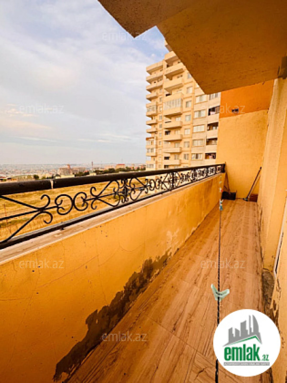 Satılır 4 otaqlı yeni tikili 140 m²