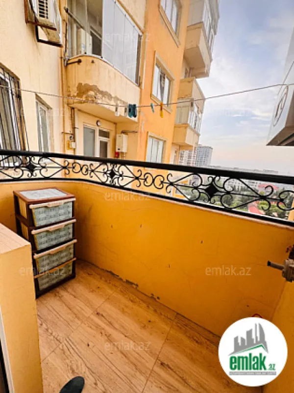 Satılır 4 otaqlı yeni tikili 140 m²