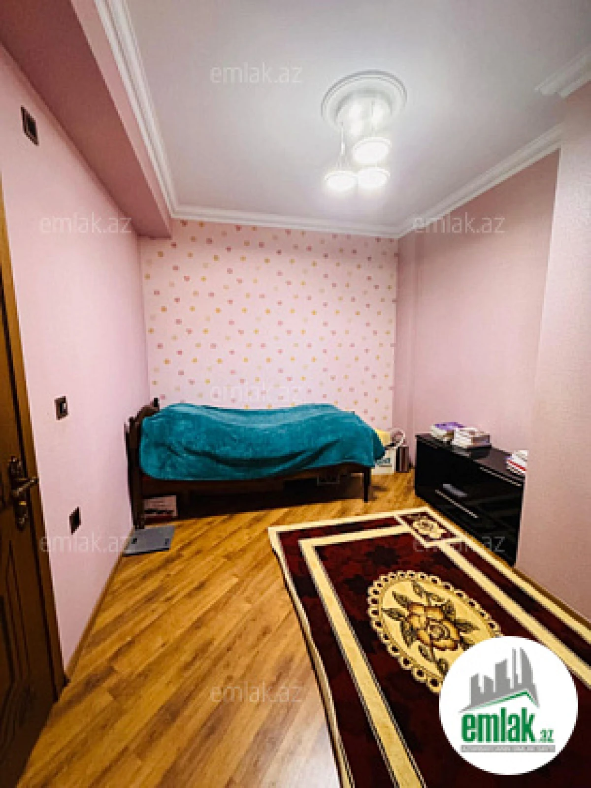 Satılır 4 otaqlı yeni tikili 140 m²