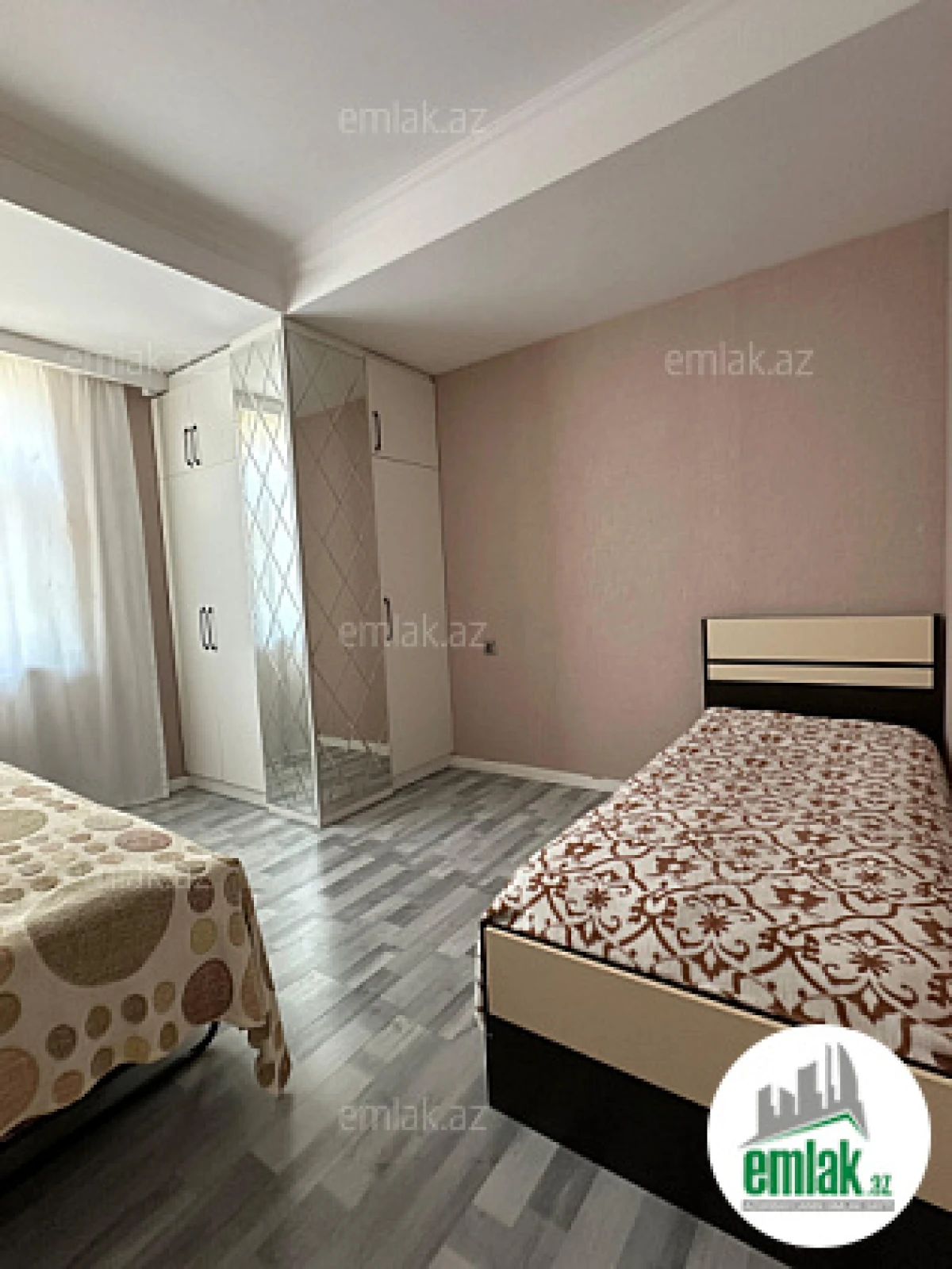 Satılır 2 otaqlı yeni tikili 55 m²