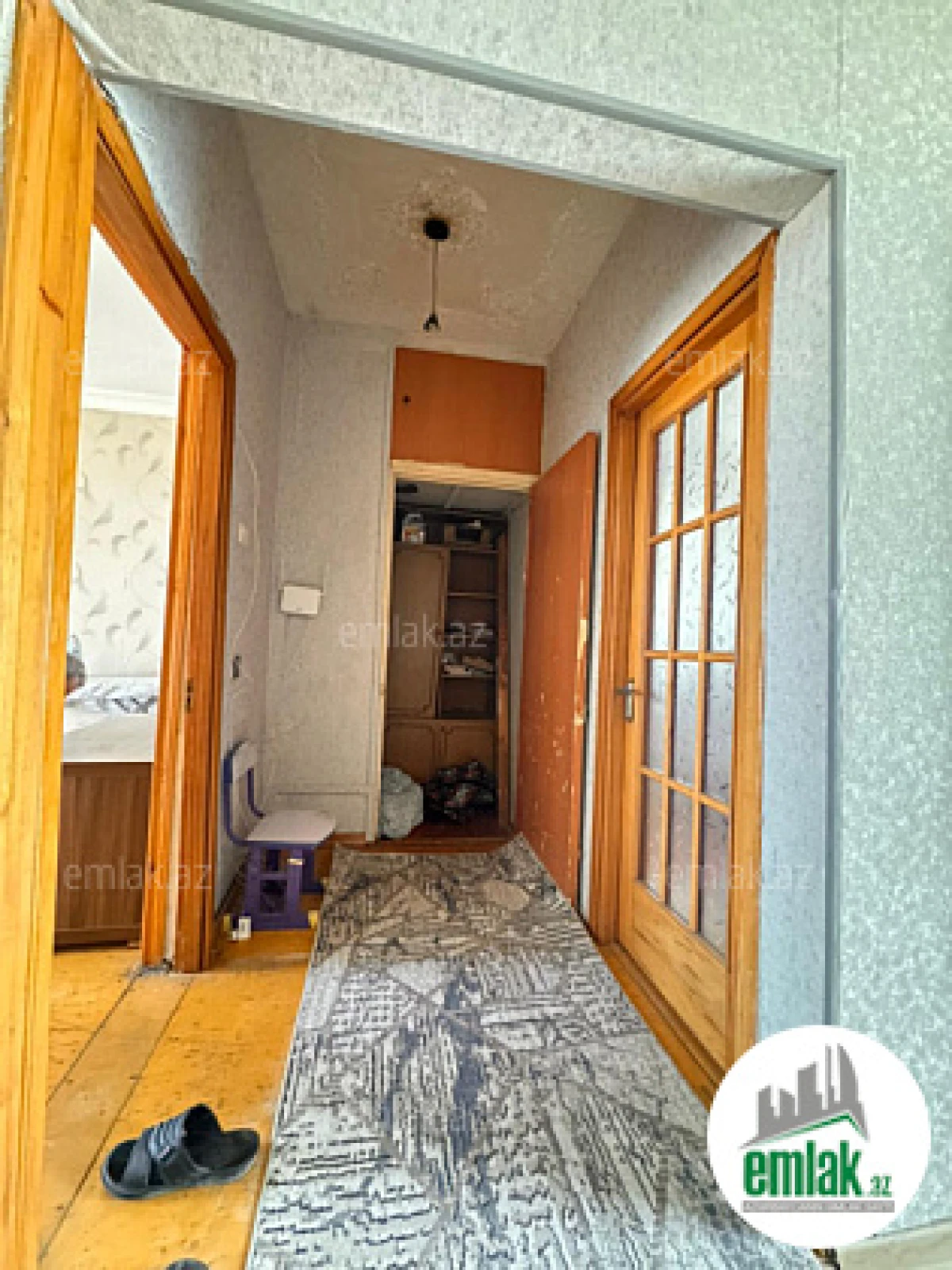 Satılır 2 otaqlı köhnə tikili 65 m²