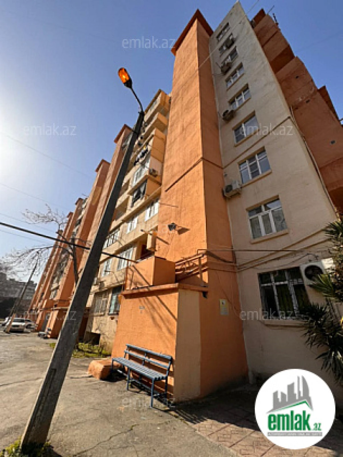 Satılır 2 otaqlı köhnə tikili 65 m²