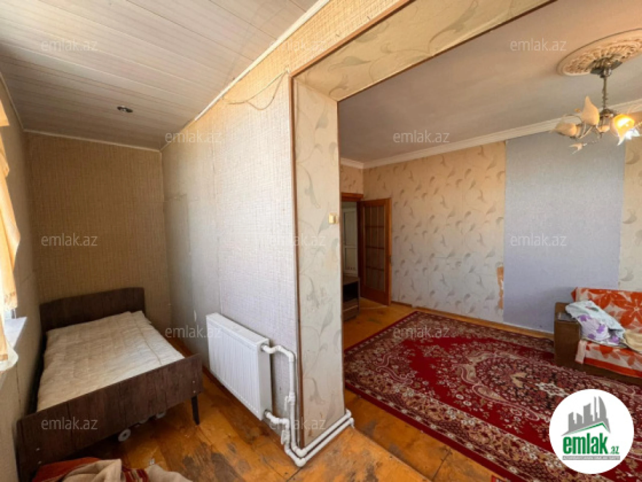 Satılır 2 otaqlı köhnə tikili 65 m²