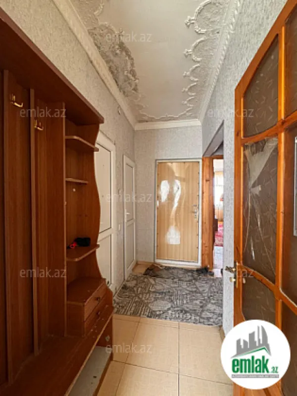 Satılır 2 otaqlı köhnə tikili 65 m²