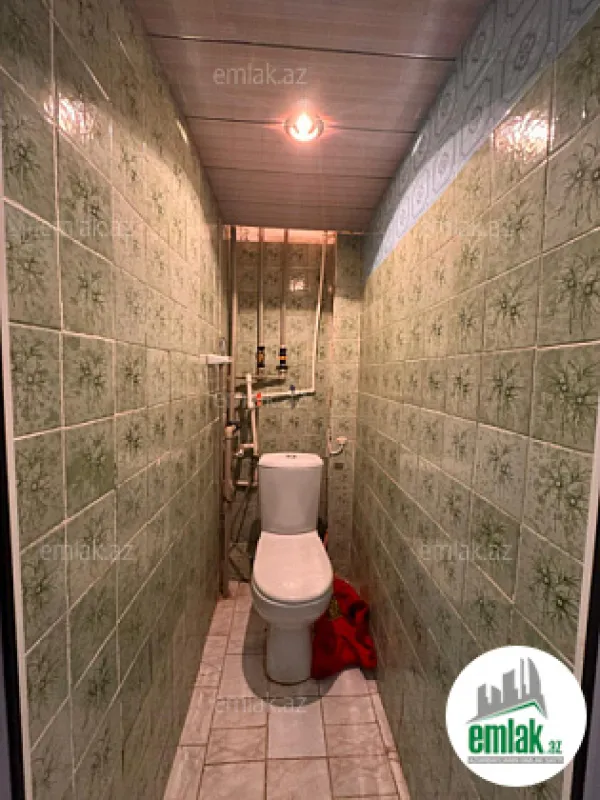 Satılır 2 otaqlı köhnə tikili 65 m²