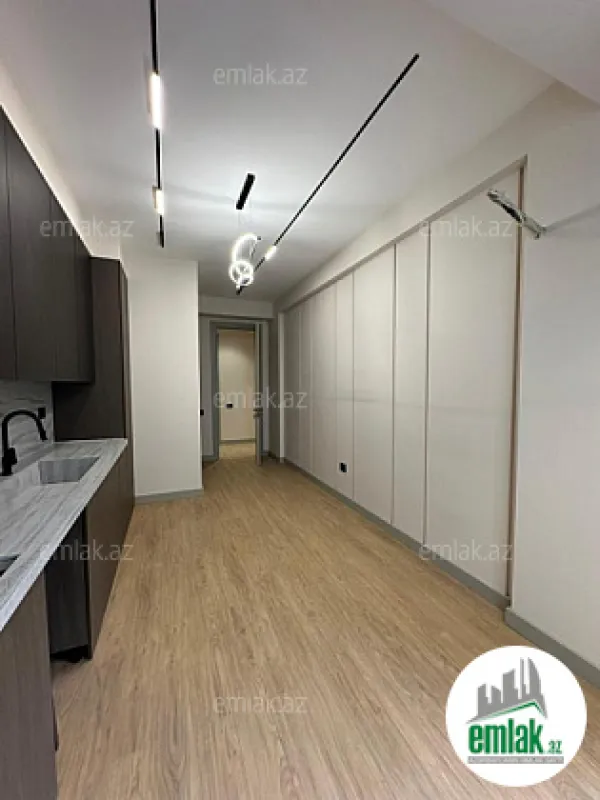 Satılır 3 otaqlı yeni tikili 140 m²