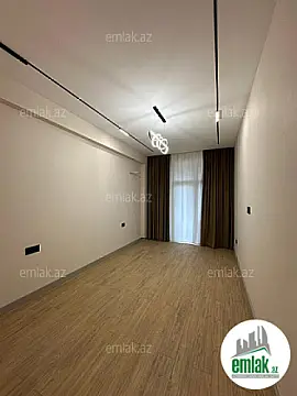 Satılır 3 otaqlı yeni tikili 140 m²