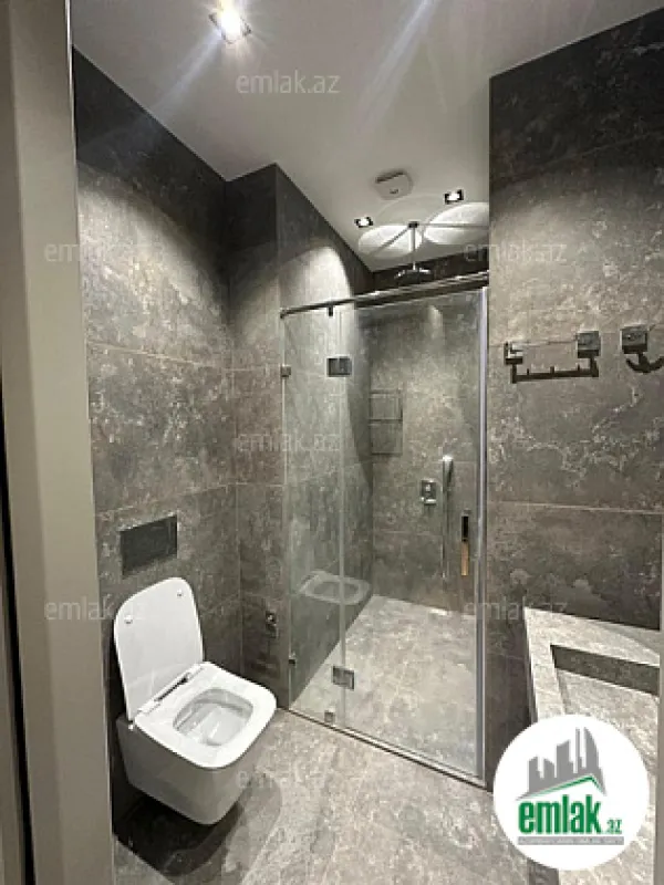 Satılır 3 otaqlı yeni tikili 140 m²