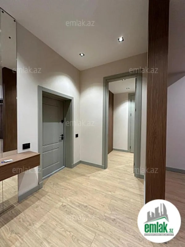 Satılır 3 otaqlı yeni tikili 140 m²