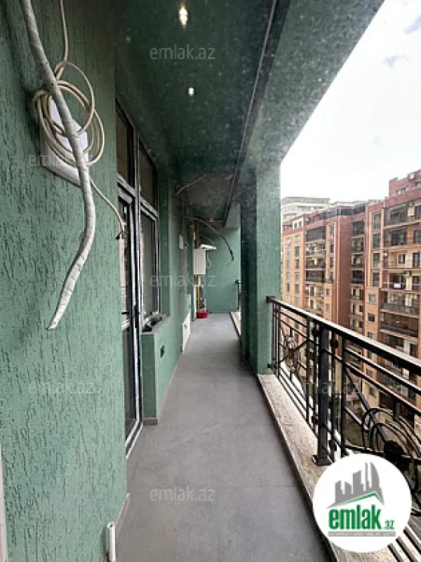 Satılır 3 otaqlı yeni tikili 140 m²