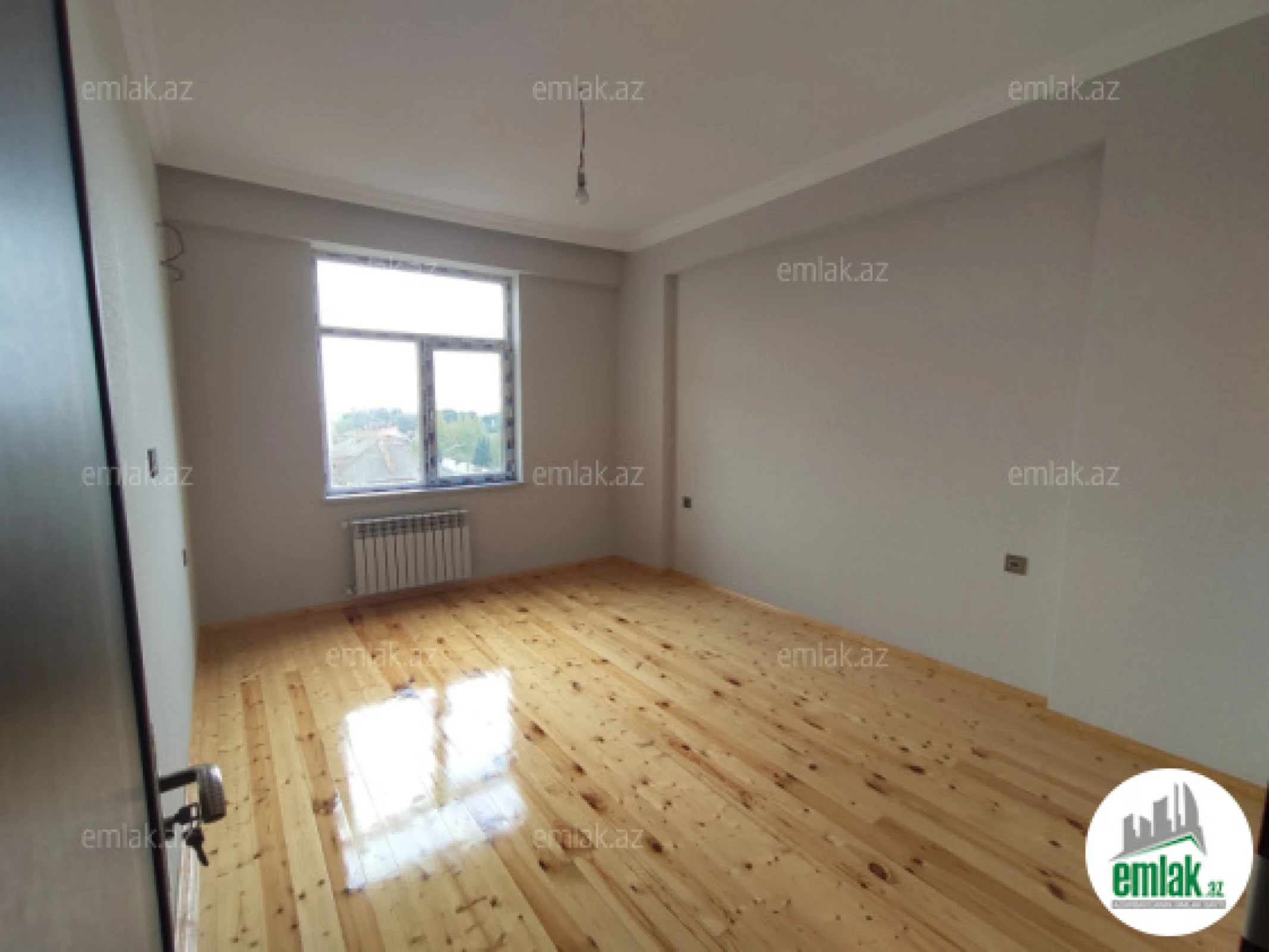 Satılır 3 otaqlı yeni tikili 115 m²