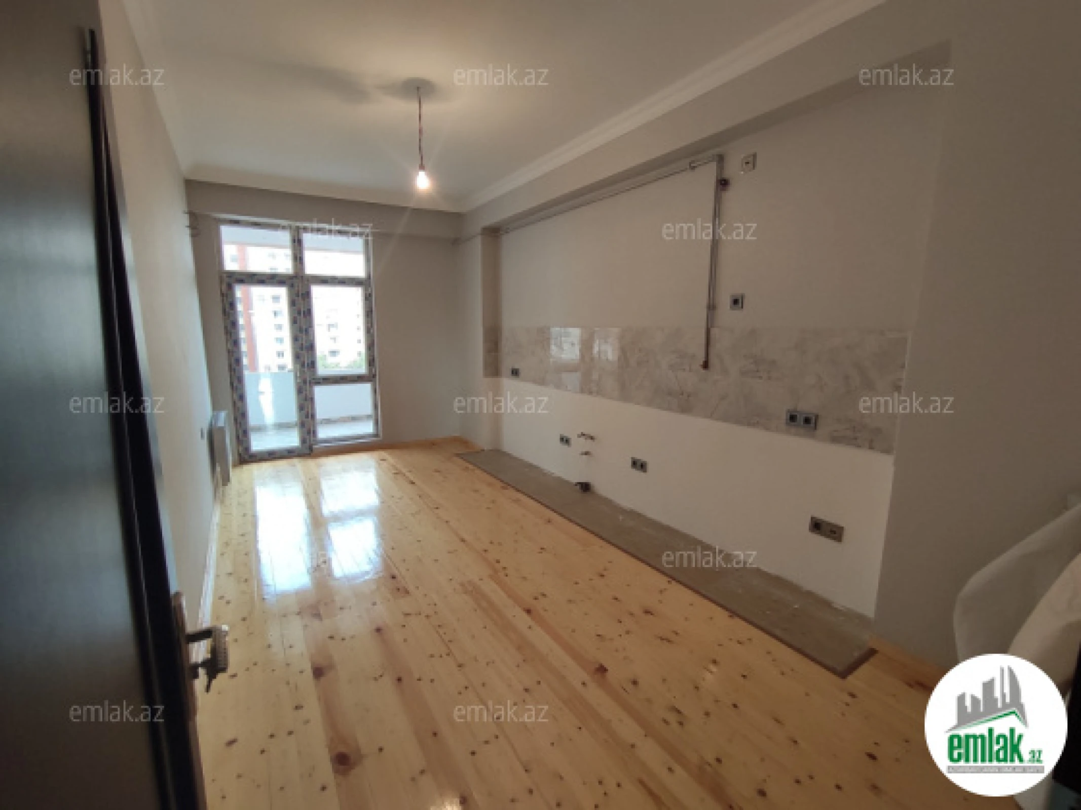 Satılır 3 otaqlı yeni tikili 115 m²