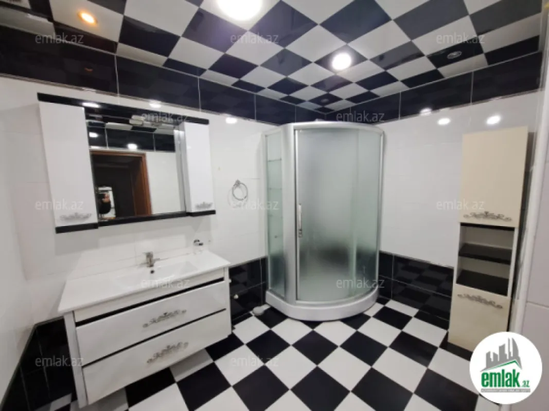 Satılır 3 otaqlı yeni tikili 140 m²