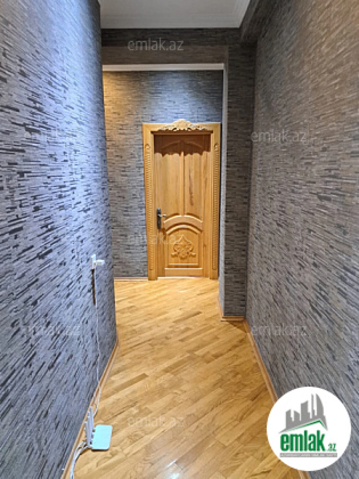 Satılır 3 otaqlı yeni tikili 140 m²