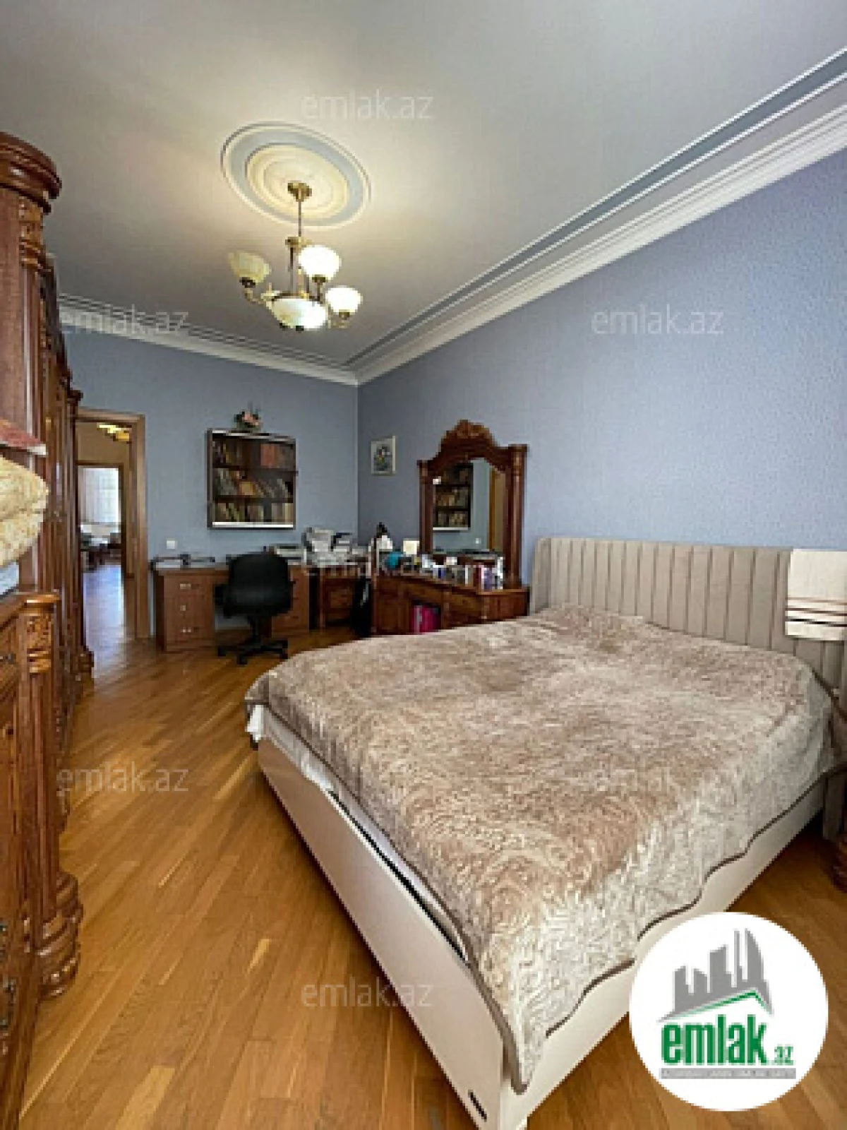 Satılır 3 otaqlı yeni tikili 145 m²