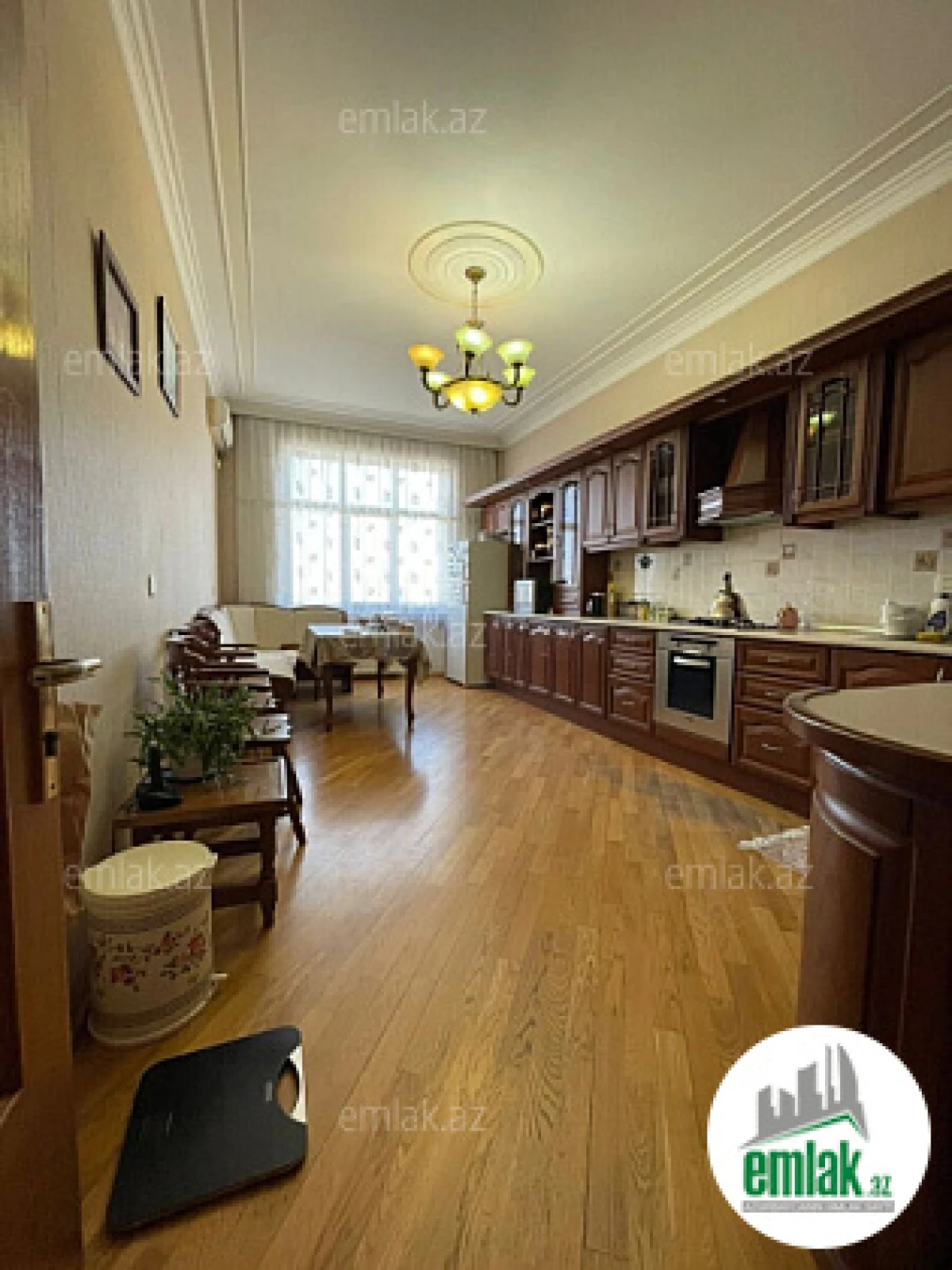 Satılır 3 otaqlı yeni tikili 145 m²