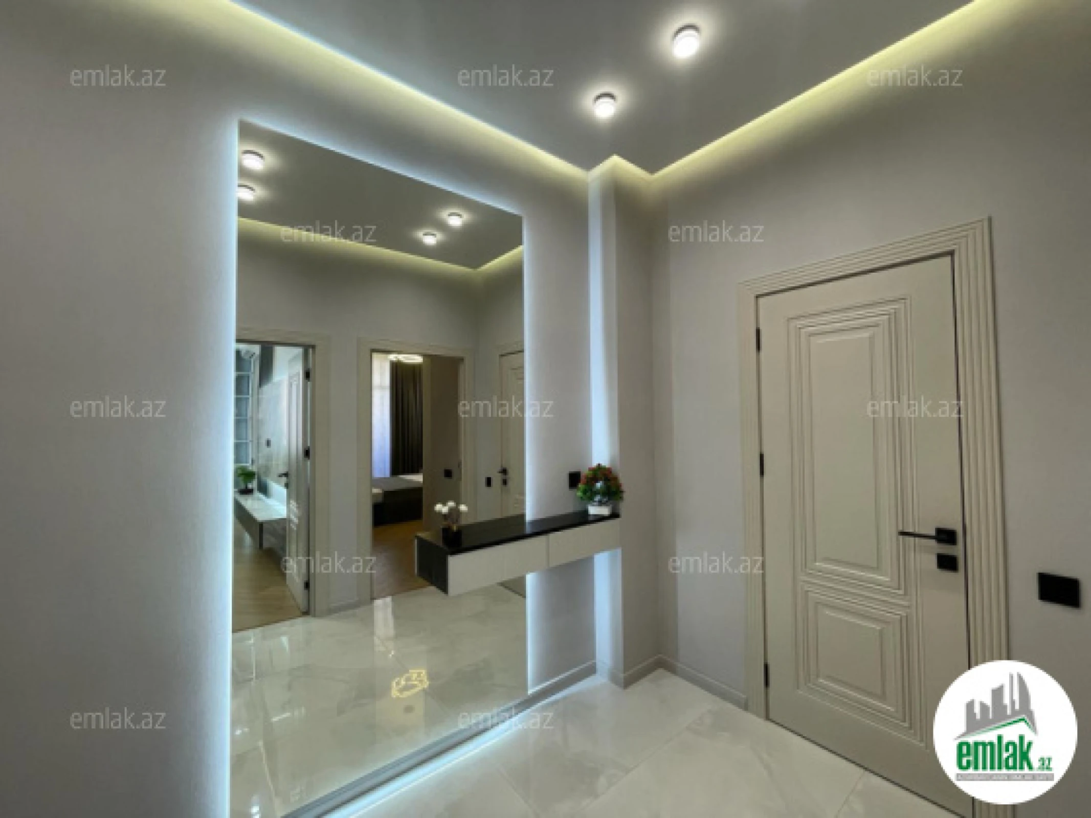 Satılır 2 otaqlı yeni tikili 54 m²