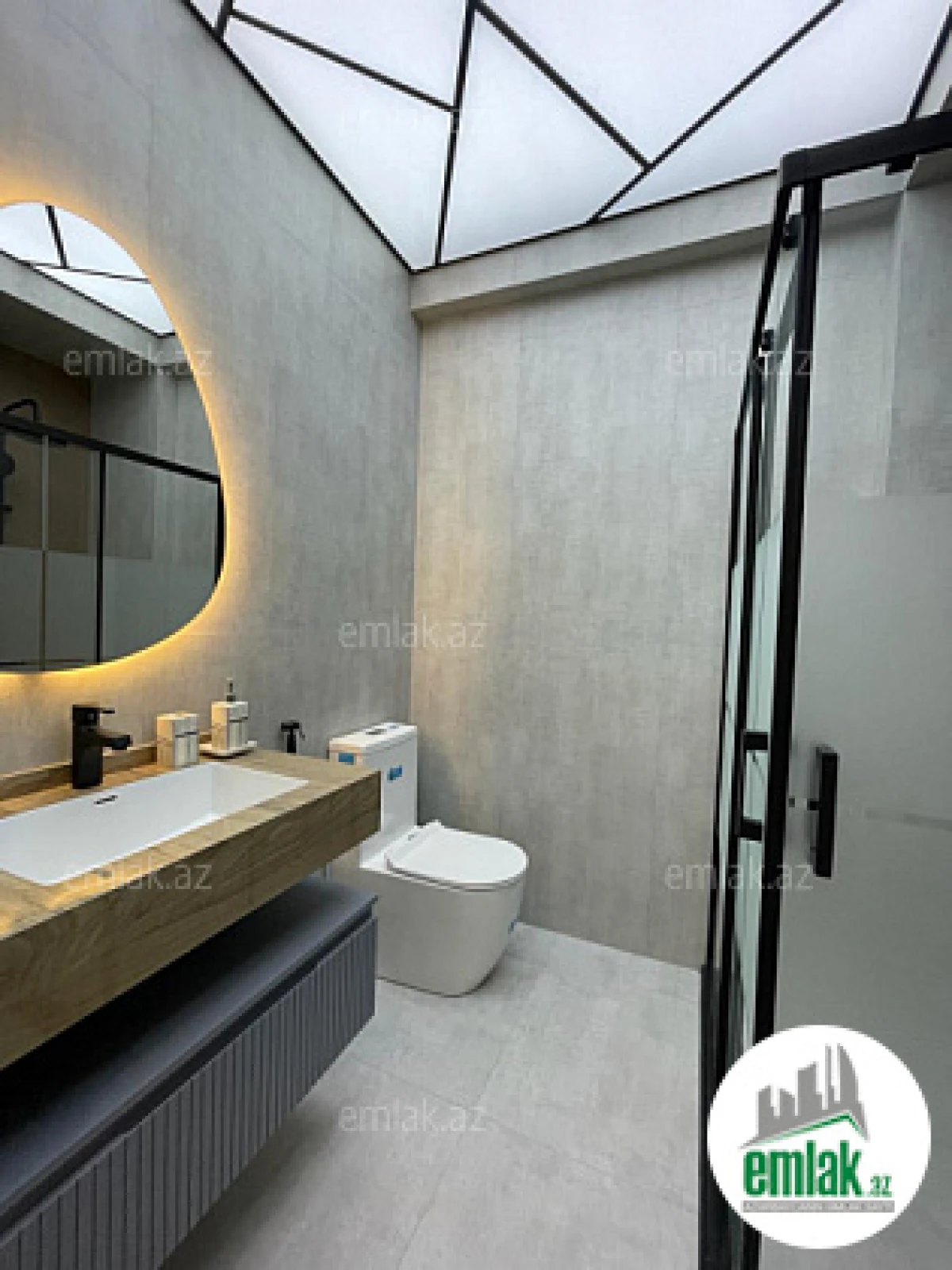 Satılır 2 otaqlı yeni tikili 54 m²