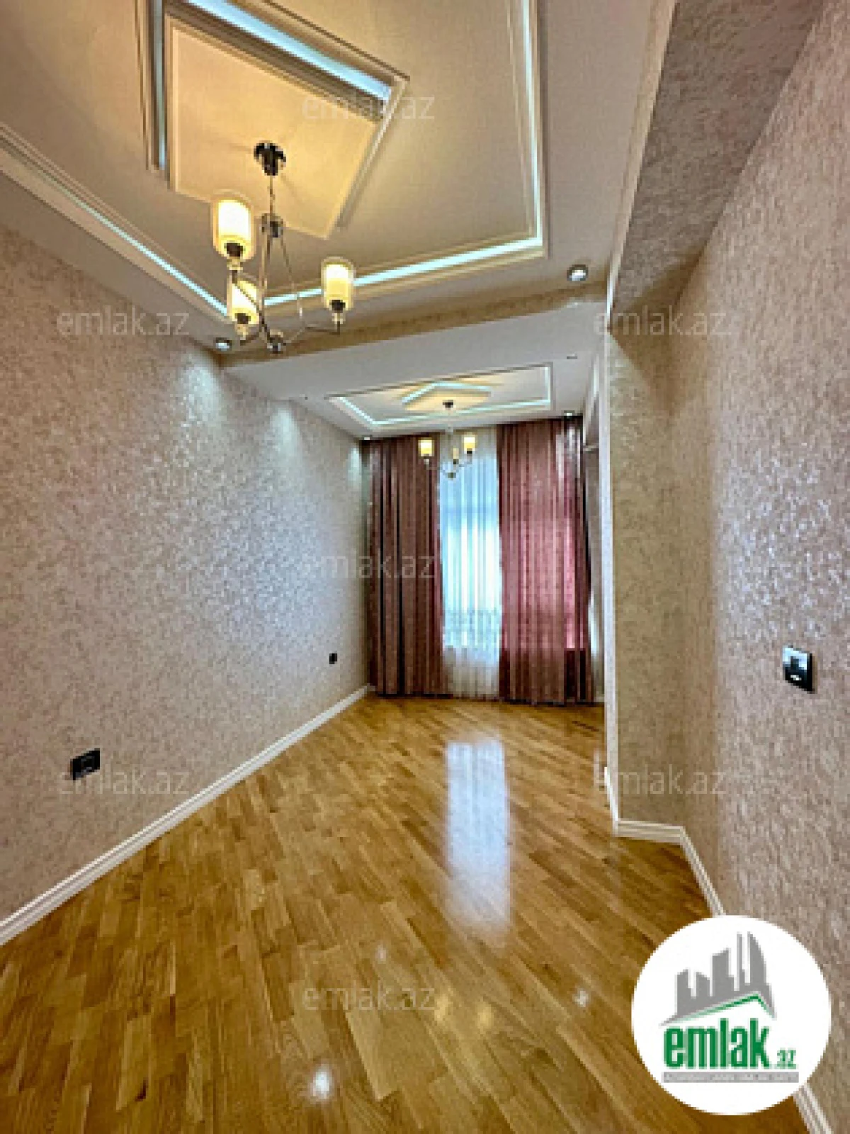Satılır 2 otaqlı yeni tikili 90 m²