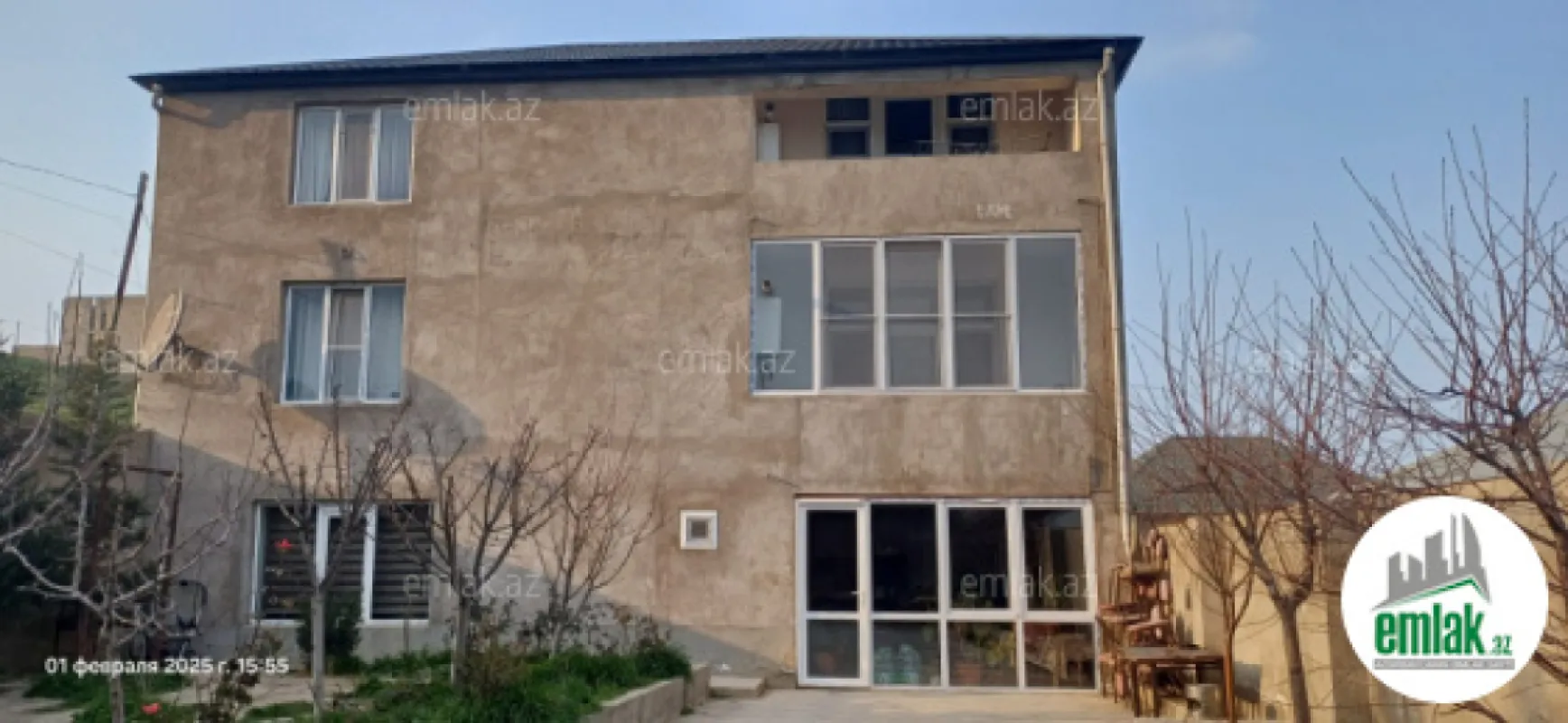 Satılır 8 otaqlı həyət evi 142 m²