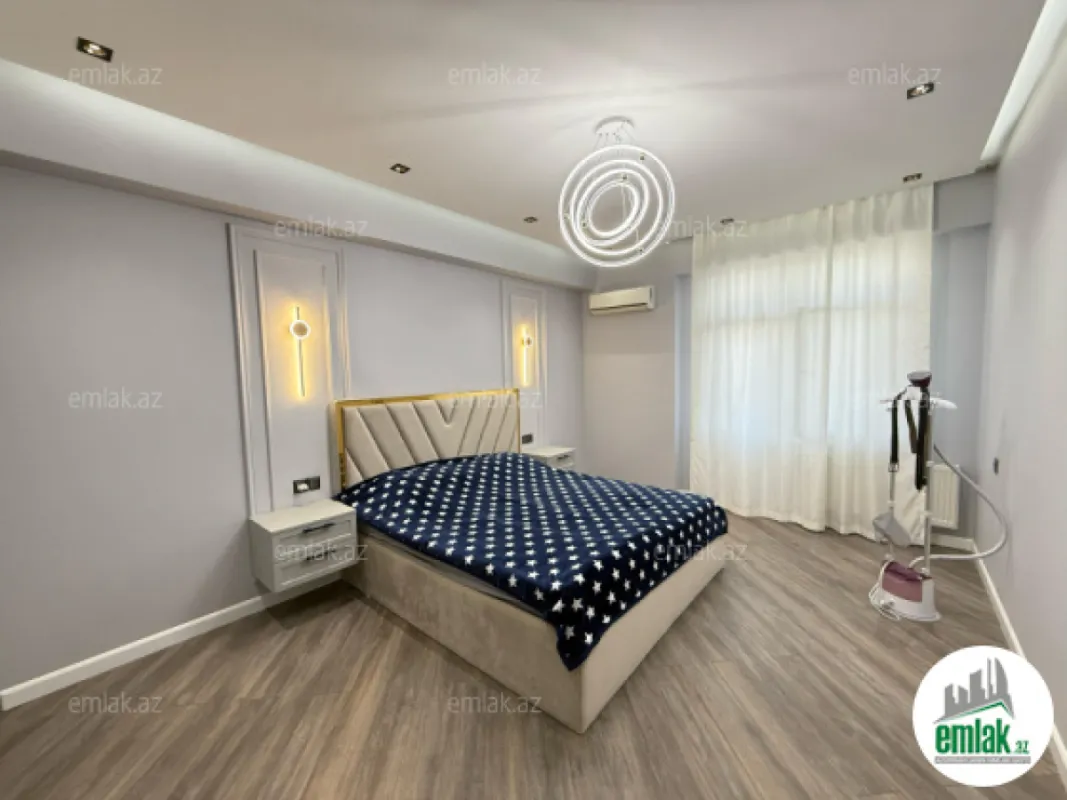 Satılır 3 otaqlı yeni tikili 136 m²