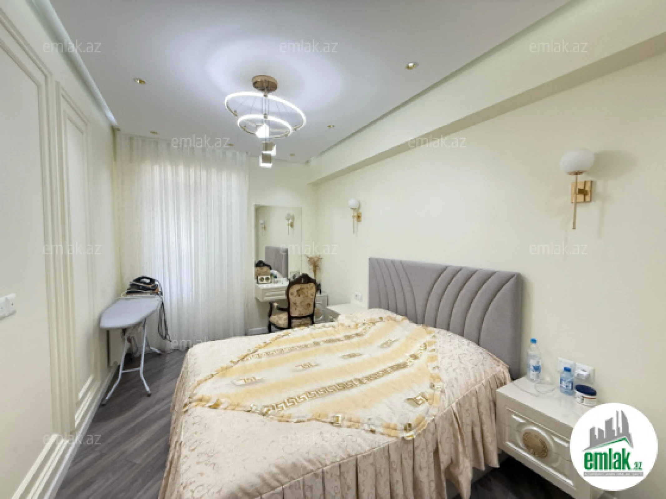 Satılır 3 otaqlı yeni tikili 136 m²