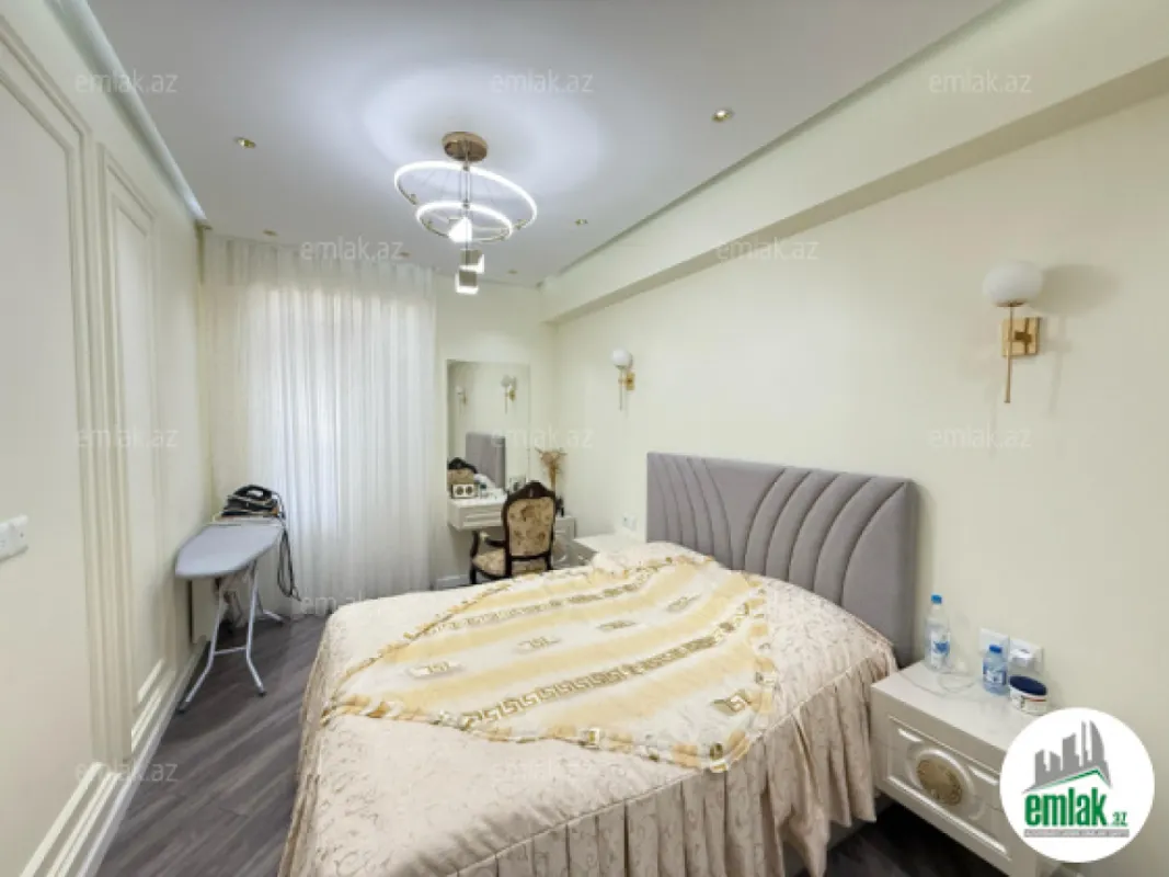 Satılır 3 otaqlı yeni tikili 136 m²