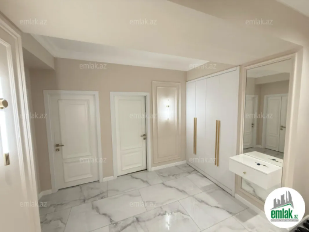 Satılır 3 otaqlı yeni tikili 136 m²