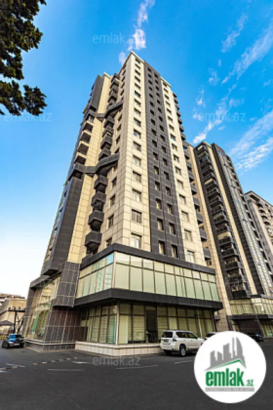 Satılır 3 otaqlı yeni tikili 157 m²