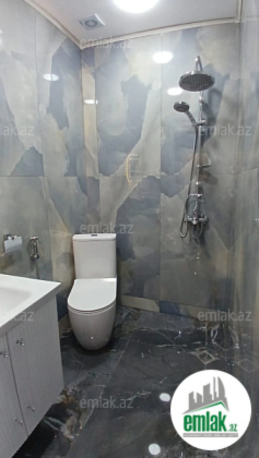 Satılır 4 otaqlı yeni tikili 178 m²