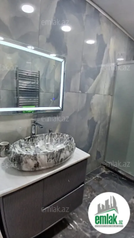 Satılır 4 otaqlı yeni tikili 178 m²