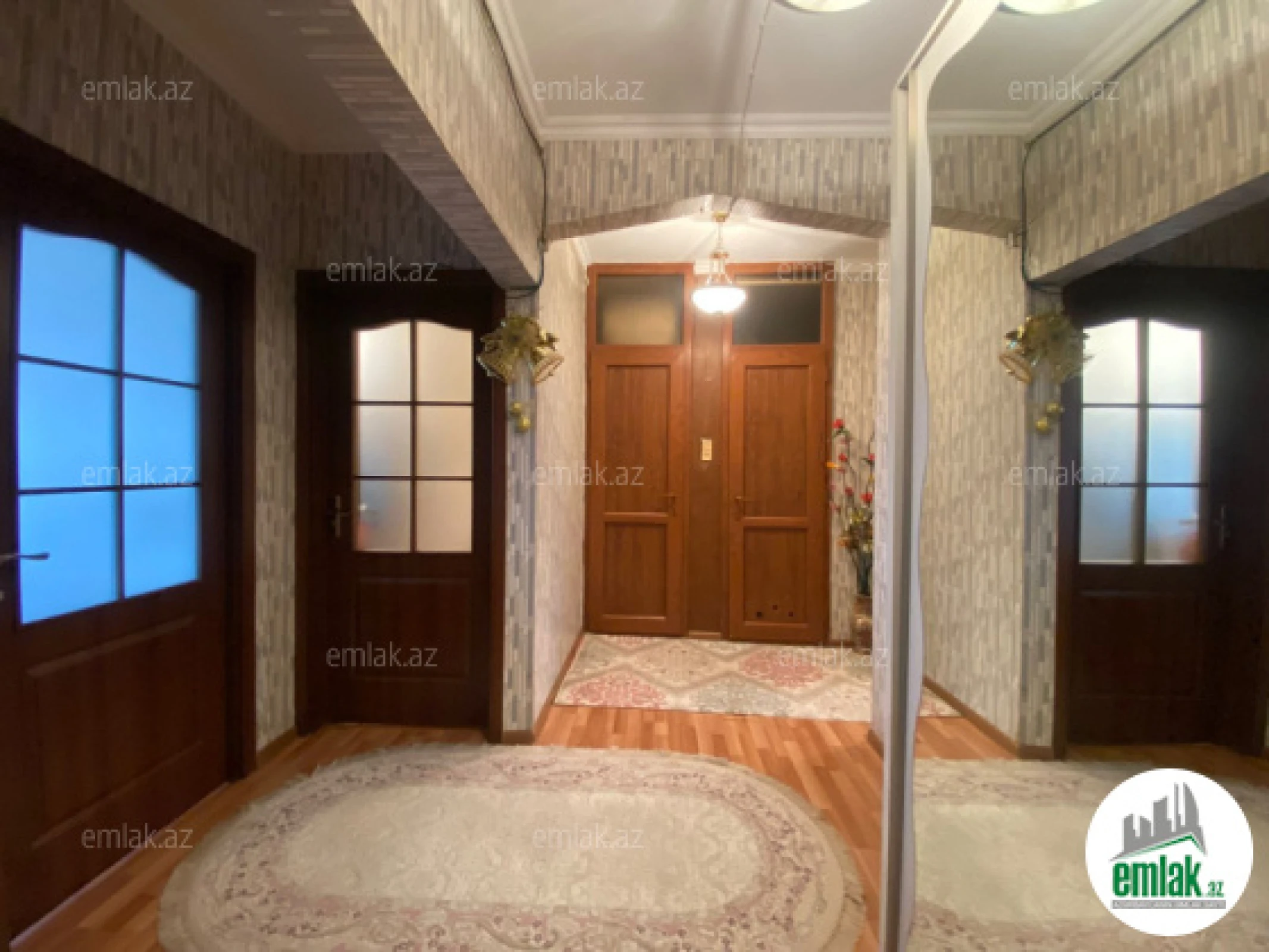 Satılır 3 otaqlı köhnə tikili 80 m²