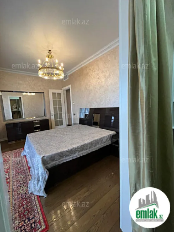 Satılır 3 otaqlı yeni tikili 150 m²