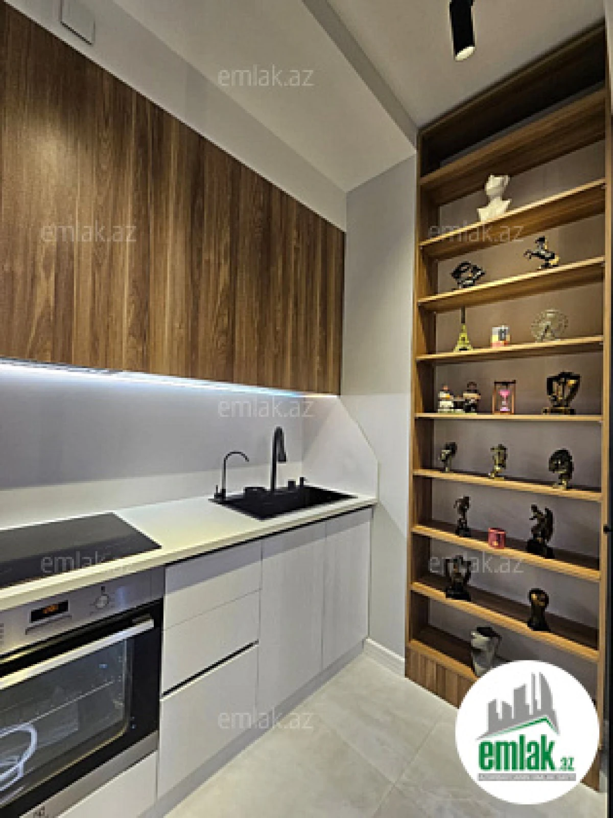 Satılır 2 otaqlı yeni tikili 66 m²