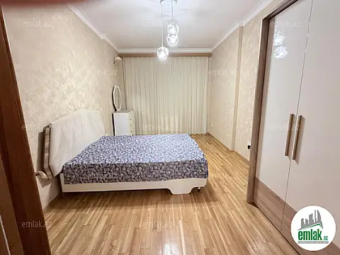 Satılır 3 otaqlı yeni tikili 135 m²