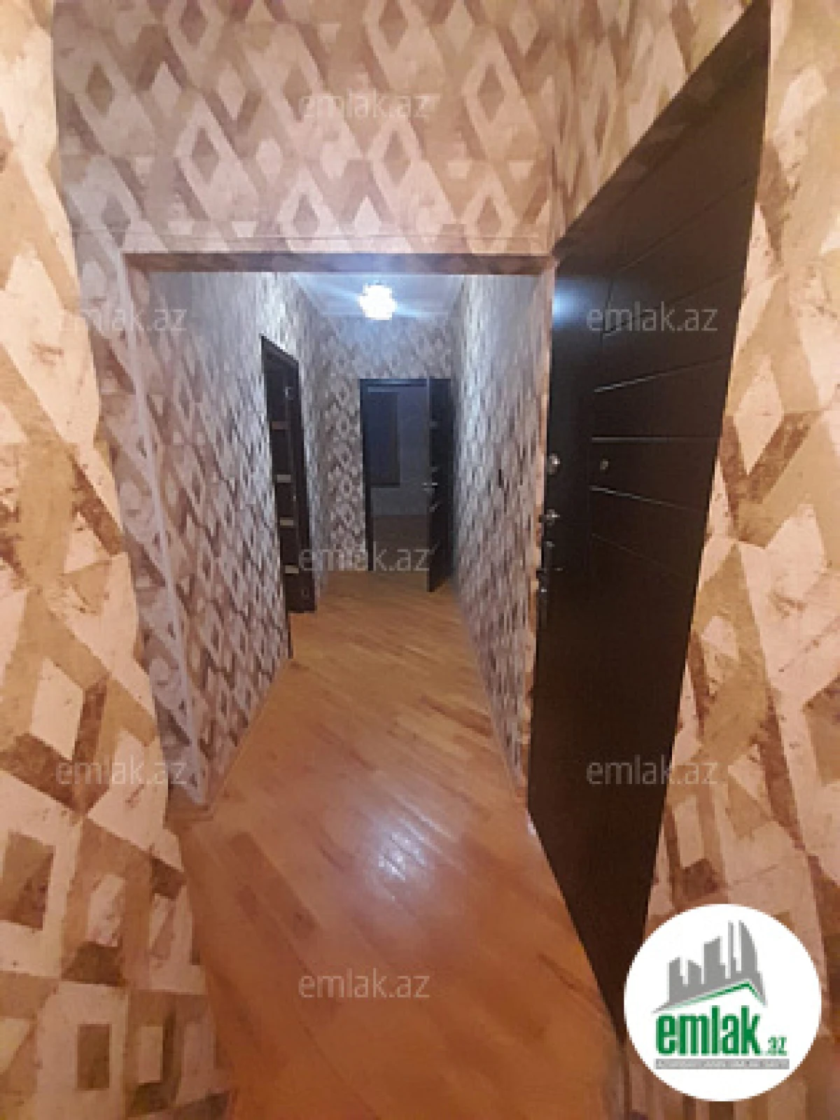 Satılır 2 otaqlı köhnə tikili 69 m²