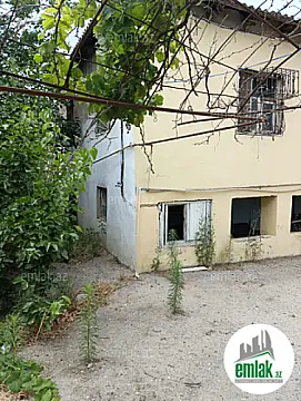 Satılır 5 otaqlı mənzil 300 m²