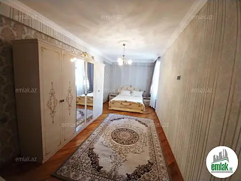 Satılır 3 otaqlı yeni tikili 130 m²