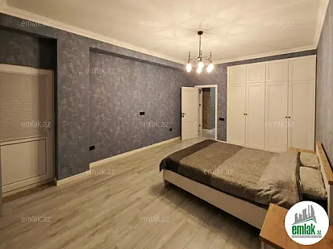 Satılır 3 otaqlı yeni tikili 150 m²
