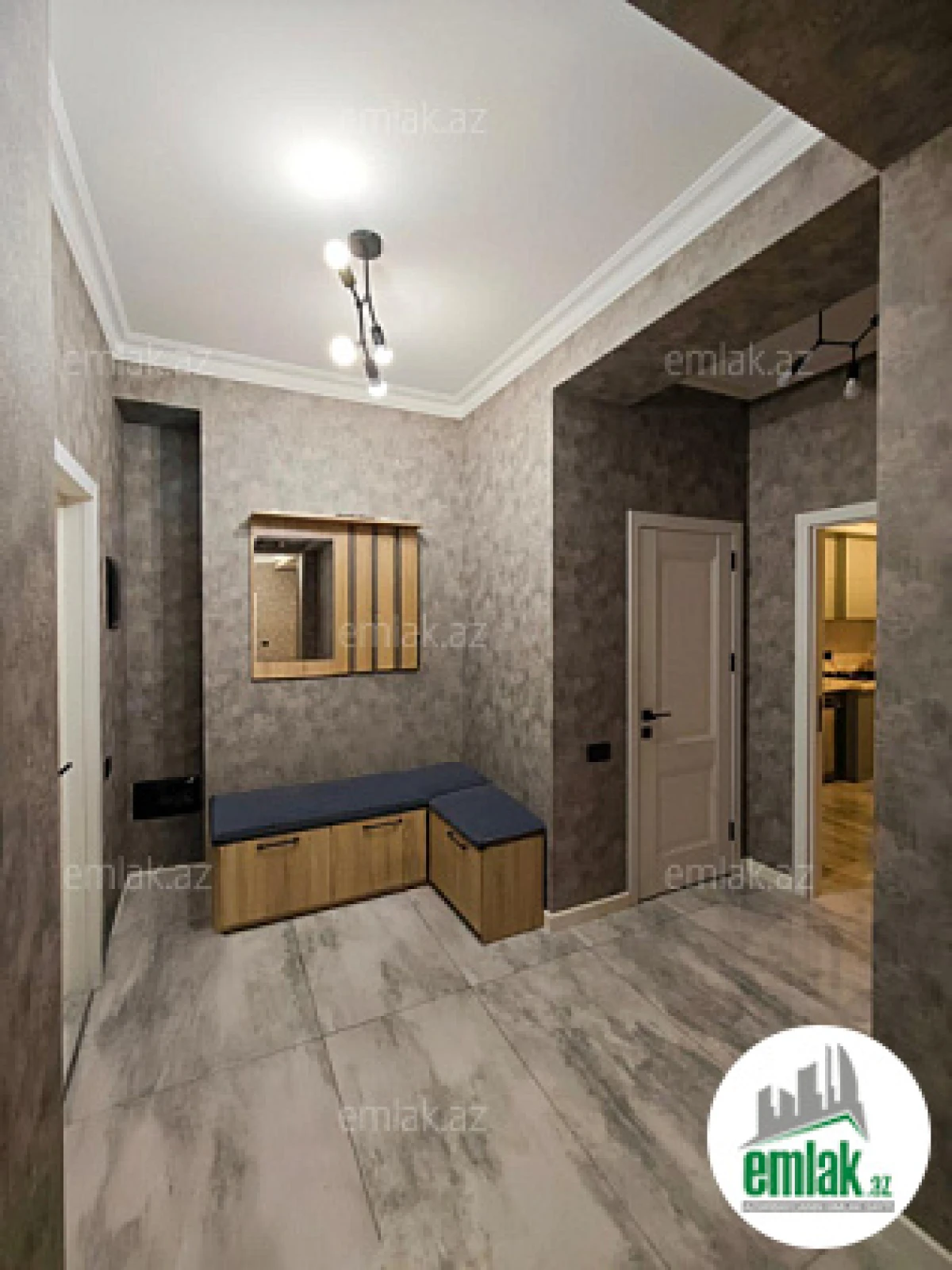 Satılır 3 otaqlı yeni tikili 150 m²