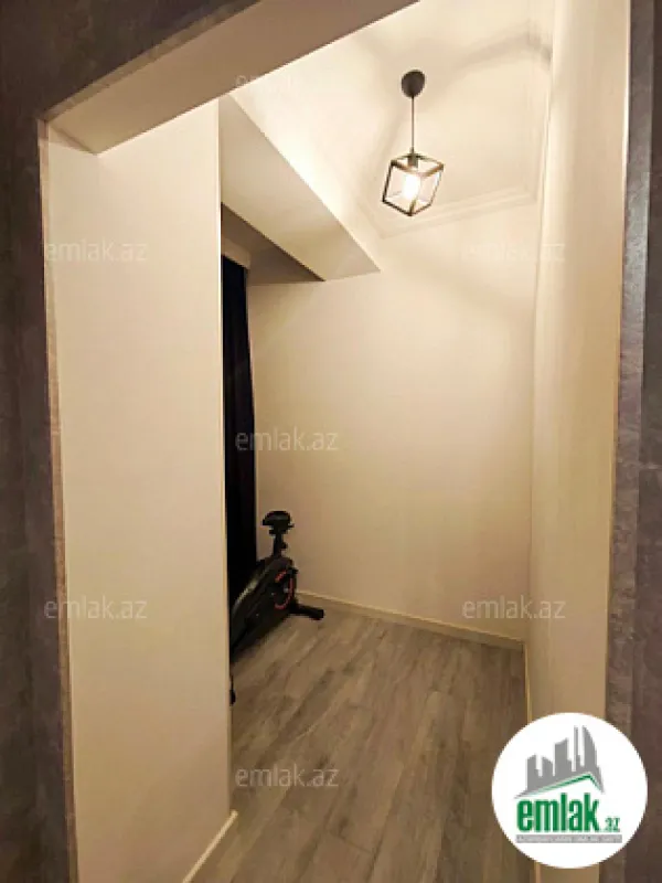 Satılır 3 otaqlı yeni tikili 150 m²