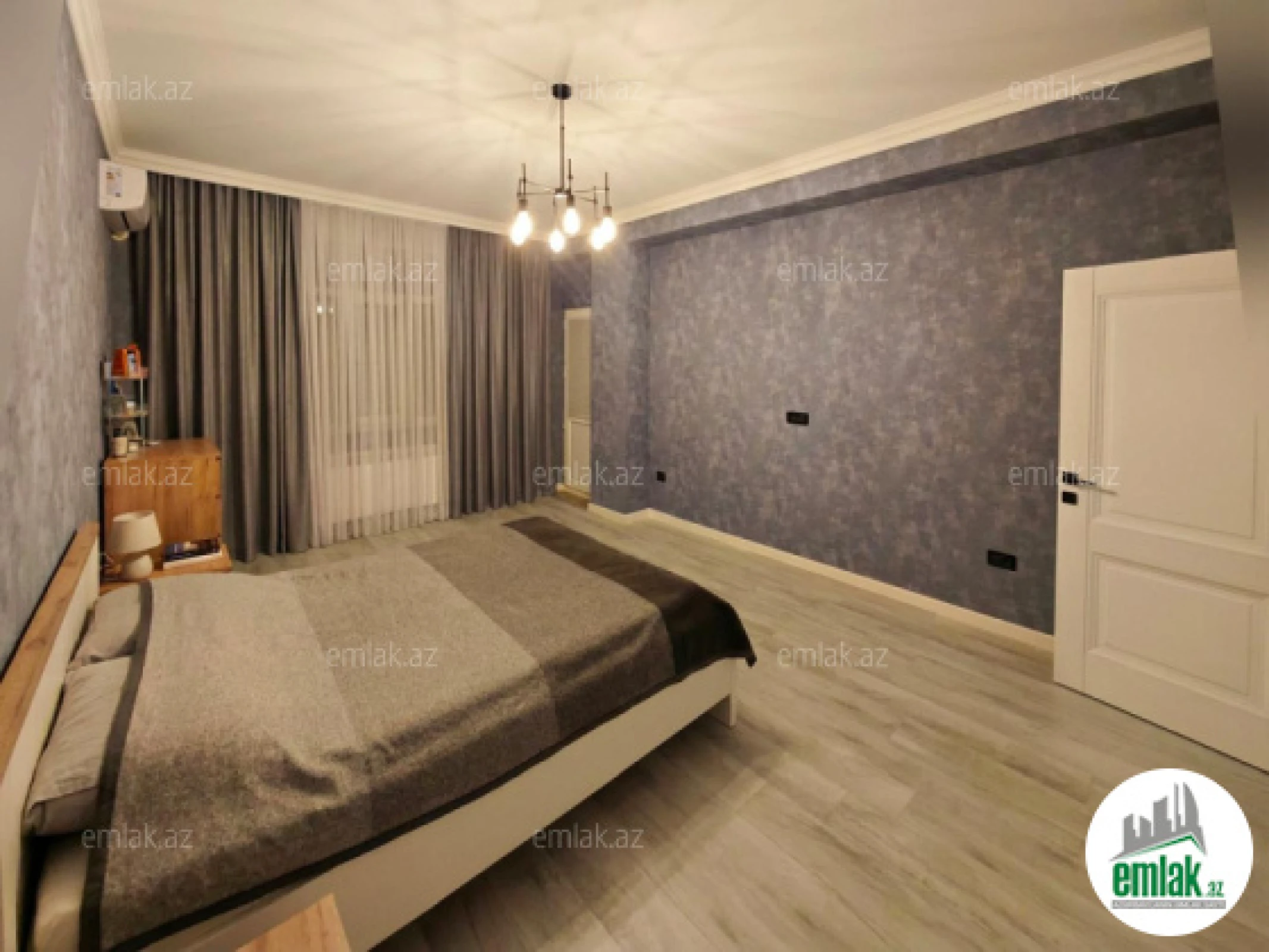 Satılır 3 otaqlı yeni tikili 150 m²