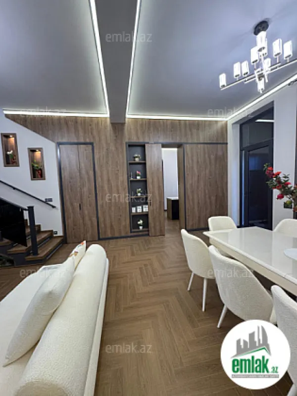 Satılır 5 otaqlı mənzil 240 m²
