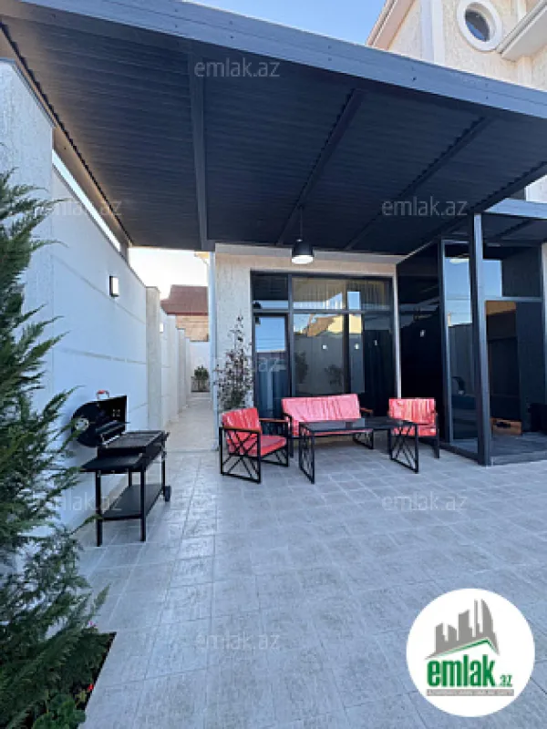 Satılır 5 otaqlı mənzil 240 m²