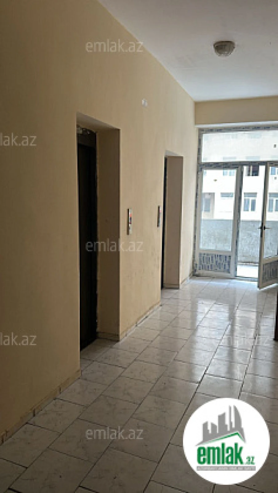 Satılır 2 otaqlı yeni tikili 70 m²