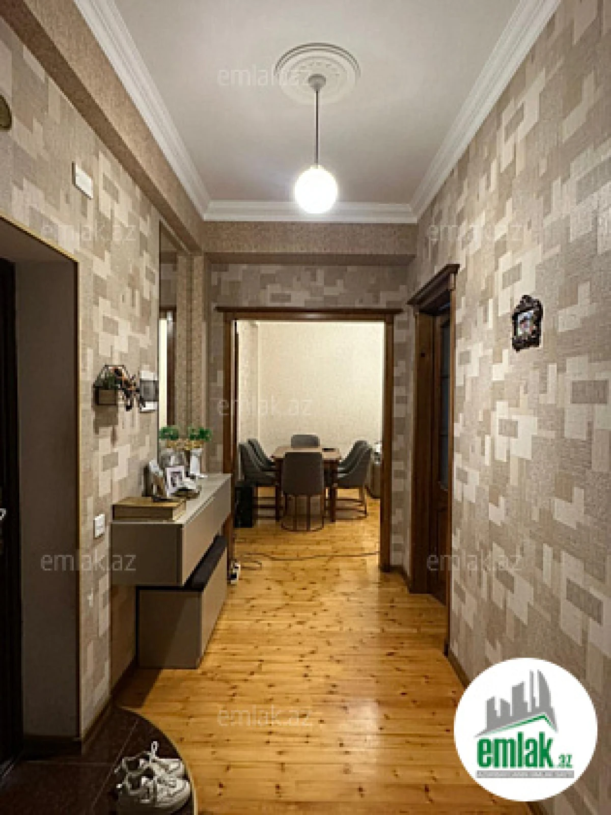 Satılır 2 otaqlı yeni tikili 70 m²