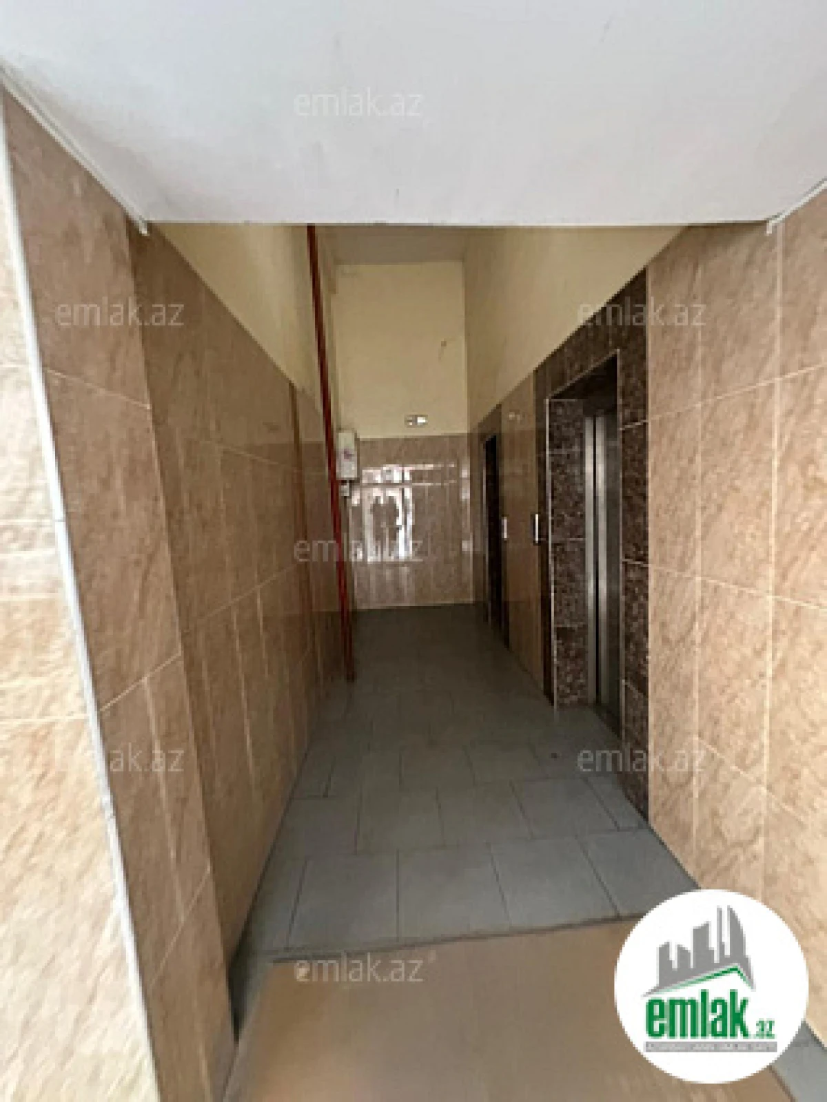 Satılır 2 otaqlı yeni tikili 70 m²