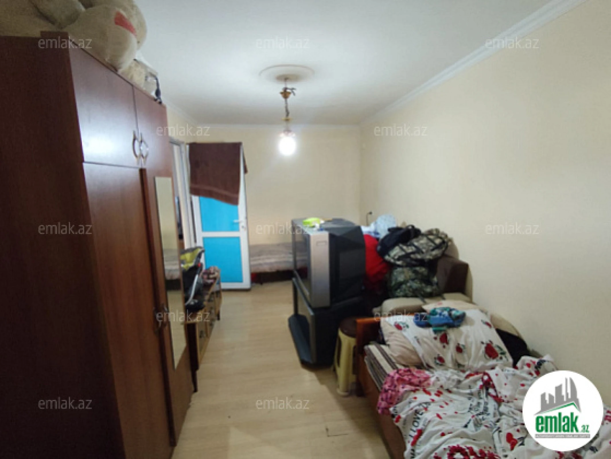 Satılır 2 otaqlı köhnə tikili 58 m²
